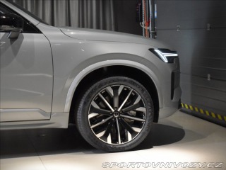 Volvo Ostatní modely XC90 2,0 T8 Plus Dark 2025