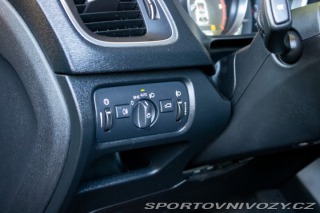 Volvo V40 D4 2.0L Drive-E Momentum 2014