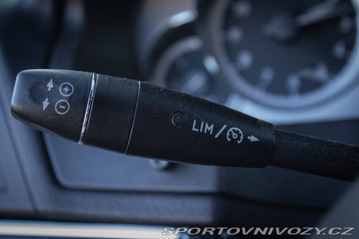 Mercedes-Benz E Kupé  350CDI 170kW / AJ N 2011