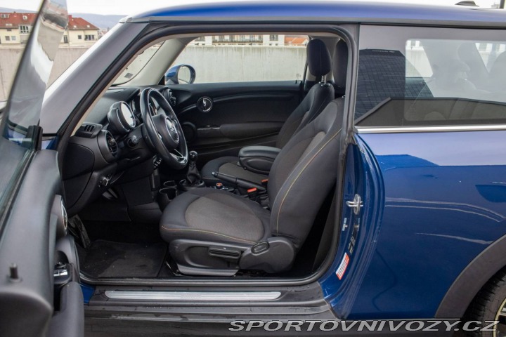 Mini Cooper 1.5 100kW / Aj na splátk 2017