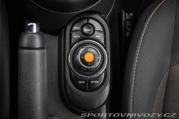 Mini Cooper 1.5 100kW / Aj na splátk 2017