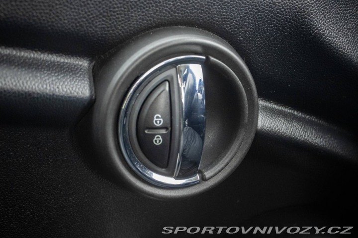 Mini Cooper 1.5 100kW / Aj na splátk 2017