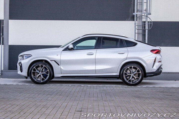 BMW X6 xDrive M40i / DPH / HEAD 2021