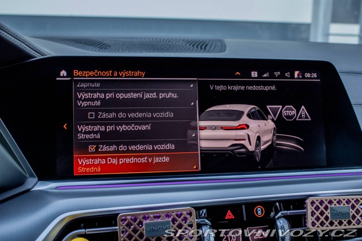 BMW X6 xDrive M40i / DPH / HEAD 2021