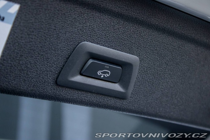 BMW X6 xDrive M40i / DPH / HEAD 2021