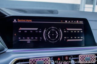 BMW X6 xDrive M40i / DPH / HEAD 2021