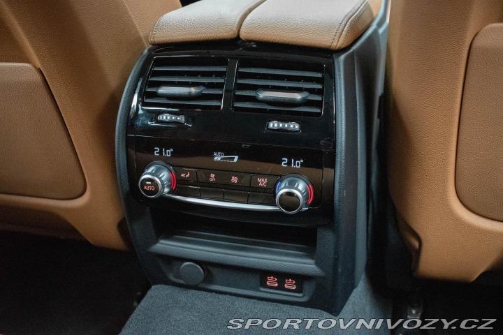 BMW 5 530d xD LASER*TAŽNÉ*ZÁRUK 2023