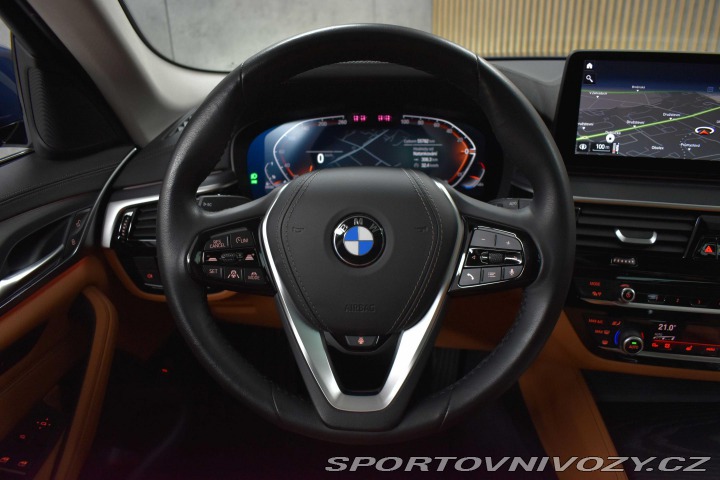 BMW 5 530d xD REZERVACE 2023