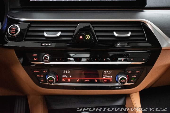 BMW 5 530d xD REZERVACE 2023