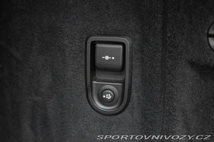 BMW 5 530d xD REZERVACE 2023