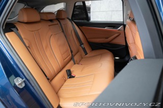 BMW 5 530d xD LASER*TAŽNÉ*ZÁRUK 2023