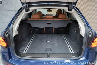 BMW 5 530d xD LASER*TAŽNÉ*ZÁRUK 2023
