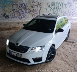 Škoda Octavia RS Nadstandard výbava 2014