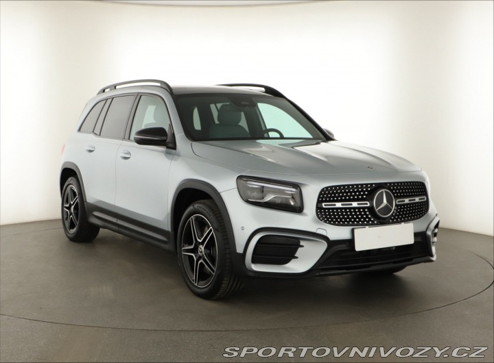 Mercedes-Benz Ostatní modely GLB AMG Line GLB 220 d 4MATIC 2024