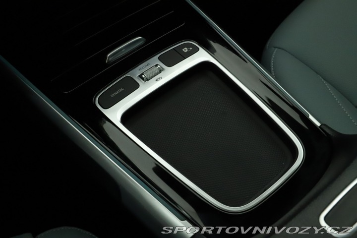 Mercedes-Benz Ostatní modely GLB AMG Line GLB 220 d 4MATIC 2024