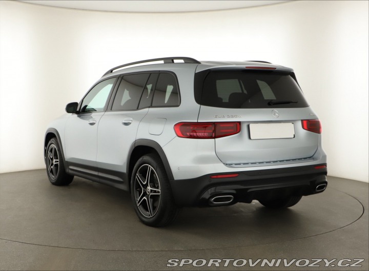 Mercedes-Benz Ostatní modely GLB AMG Line GLB 220 d 4MATIC 2024