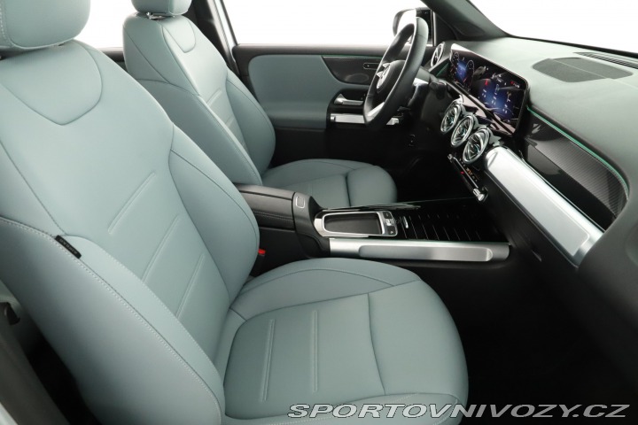 Mercedes-Benz Ostatní modely GLB AMG Line GLB 220 d 4MATIC 2024