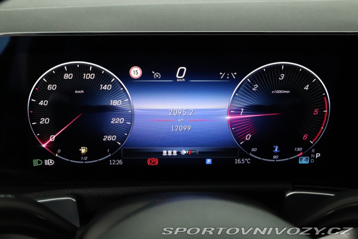 Mercedes-Benz Ostatní modely GLB AMG Line GLB 220 d 4MATIC 2024