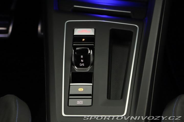 Volkswagen Golf GTE 2021