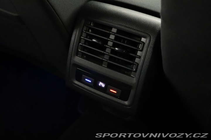 Volkswagen Golf GTE 2021