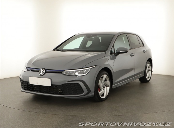 Volkswagen Golf GTE 2021