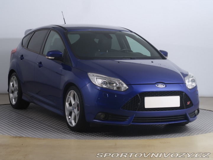 Ford Focus ST 2.0 EcoBoost ST 2012