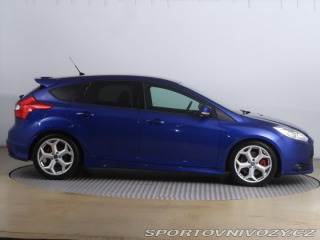 Ford Focus ST 2.0 EcoBoost ST 2012