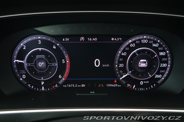 Volkswagen Ostatní modely Tiguan R-Line 2.0 BiTDI 2017