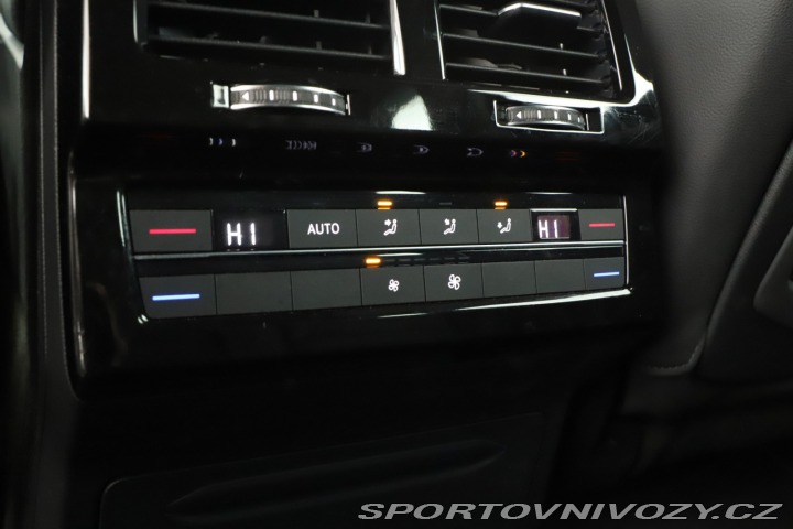 Volkswagen Ostatní modely Touareg R-Line 3.0 TDI 2020