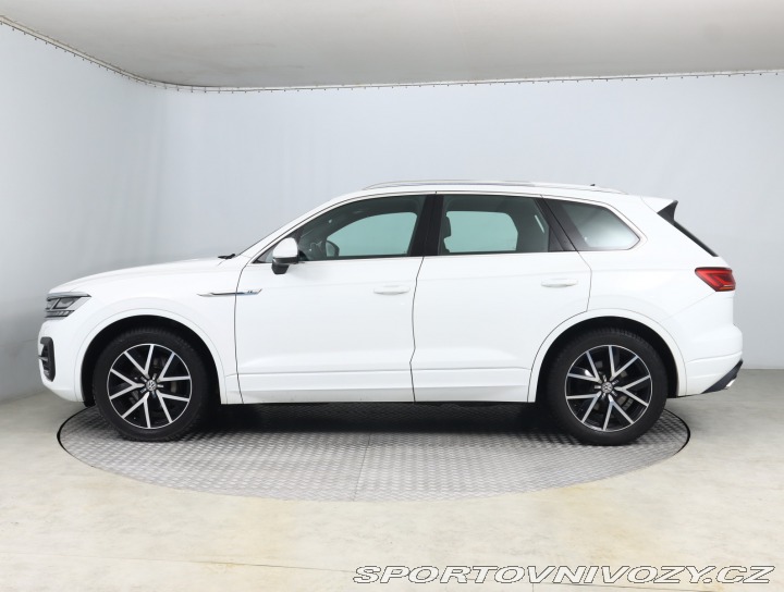 Volkswagen Ostatní modely Touareg R-Line 3.0 TDI 2020