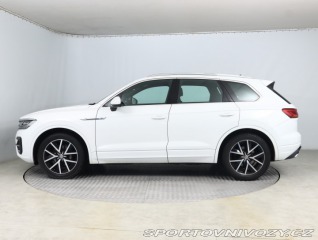 Volkswagen Ostatní modely Touareg R-Line 3.0 TDI 2020