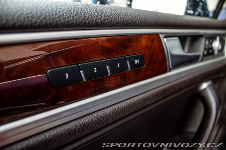 Volkswagen Ostatní modely Touareg  II 4.2 V8 TDI Premium 4M 2015