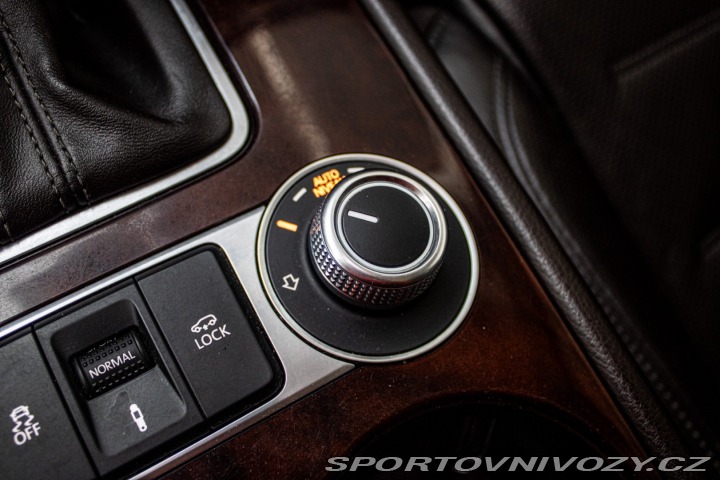 Volkswagen Ostatní modely Touareg  II 4.2 V8 TDI Premium 4M 2015