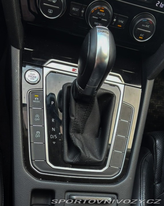 Volkswagen Ostatní modely Passat Variant Variant  2.0 BiTDI 240k B 2015