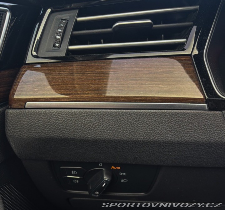 Volkswagen Ostatní modely Passat Variant Variant  2.0 BiTDI 240k B 2015