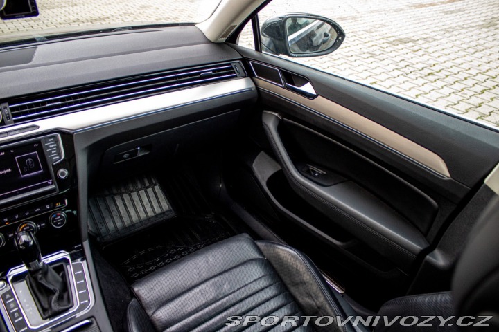 Volkswagen Ostatní modely Passat Variant Variant 2.0 BiTDI 240k B 2015