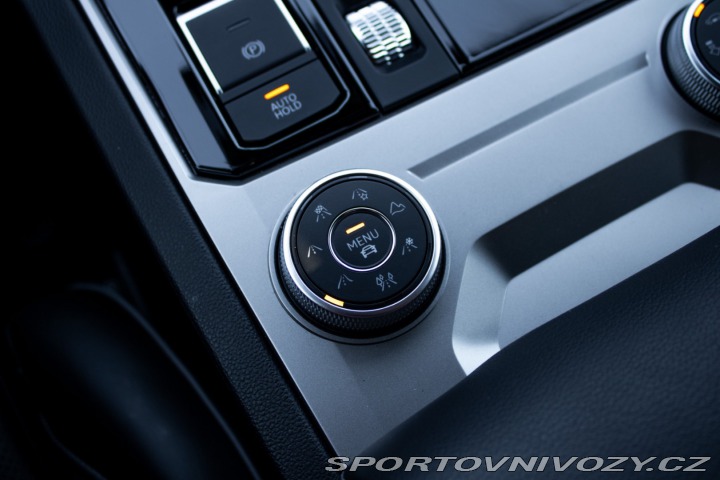 Volkswagen Ostatní modely Touareg  3.0 V6 TDI SCR 286k R-Li 2019