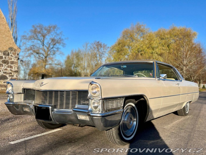 Ostatní značky Ostatní modely Cadillac DeVille full-size luxury coupe 1965