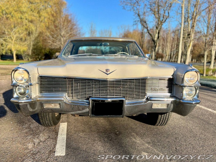 Ostatní značky Ostatní modely Cadillac DeVille full-size luxury coupe 1965