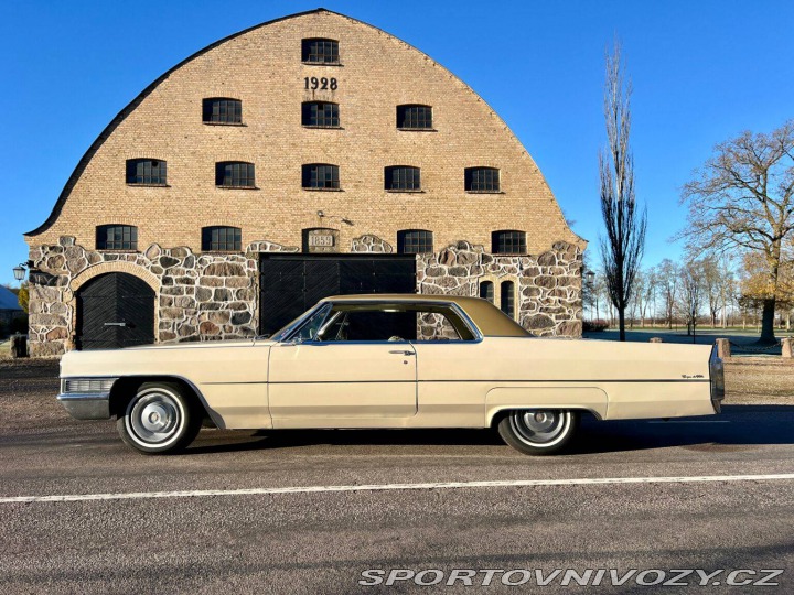 Ostatní značky Ostatní modely Cadillac DeVille full-size luxury coupe 1965