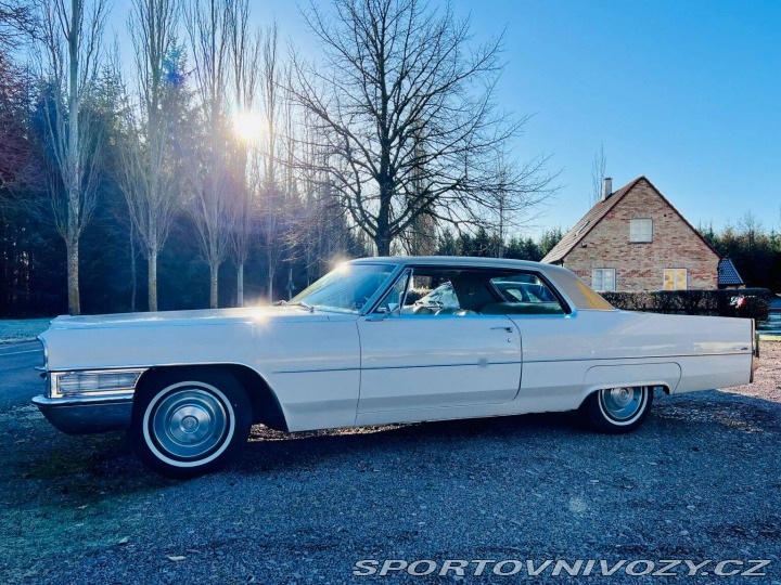 Ostatní značky Ostatní modely Cadillac DeVille full-size luxury coupe 1965
