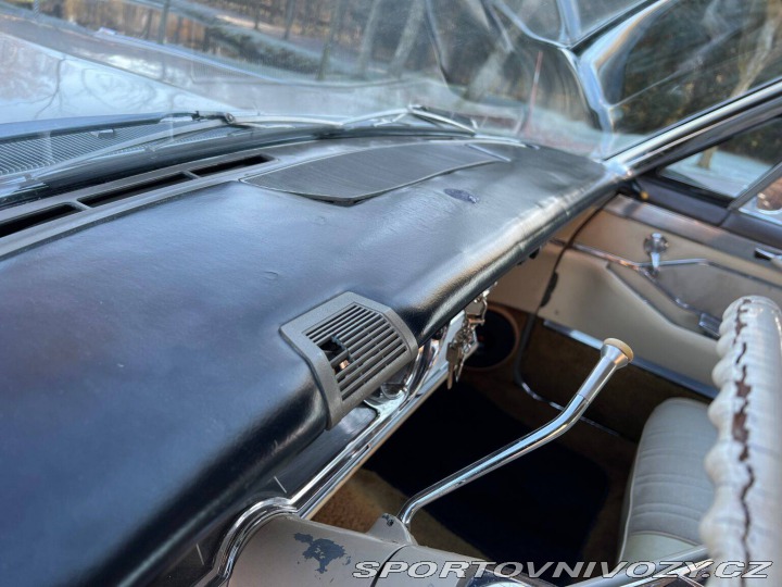 Ostatní značky Ostatní modely Cadillac DeVille full-size luxury coupe 1965
