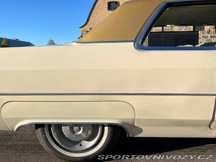 Ostatní značky Ostatní modely Cadillac DeVille full-size luxury coupe 1965