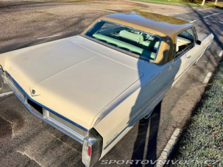 Ostatní značky Ostatní modely Cadillac DeVille full-size luxury coupe 1965