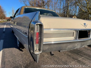 Ostatní značky Ostatní modely Cadillac DeVille full-size luxury coupe 1965