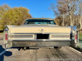 Ostatní značky Ostatní modely Cadillac DeVille full-size luxury coupe 1965
