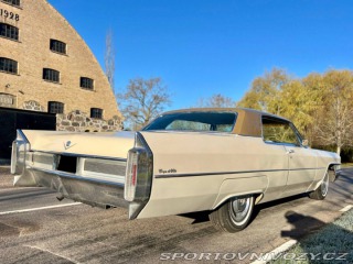 Ostatní značky Ostatní modely Cadillac DeVille full-size luxury coupe 1965