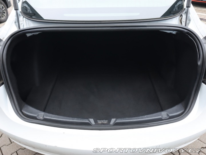 Tesla Model 3 Std Range Plus 52kWh 2020