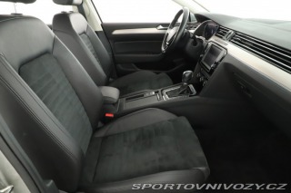 Volkswagen Ostatní modely Passat Highline 2.0 BiTDI 2016