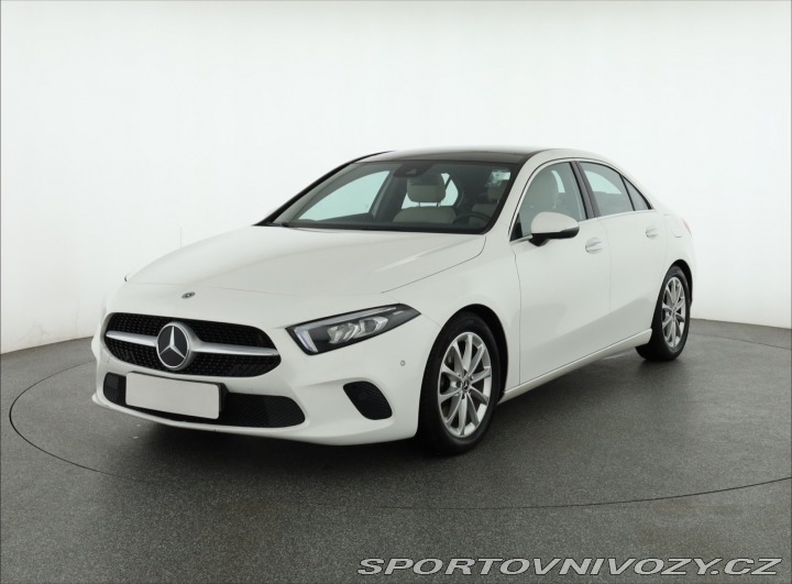 Mercedes-Benz A Elegance A 220 2019